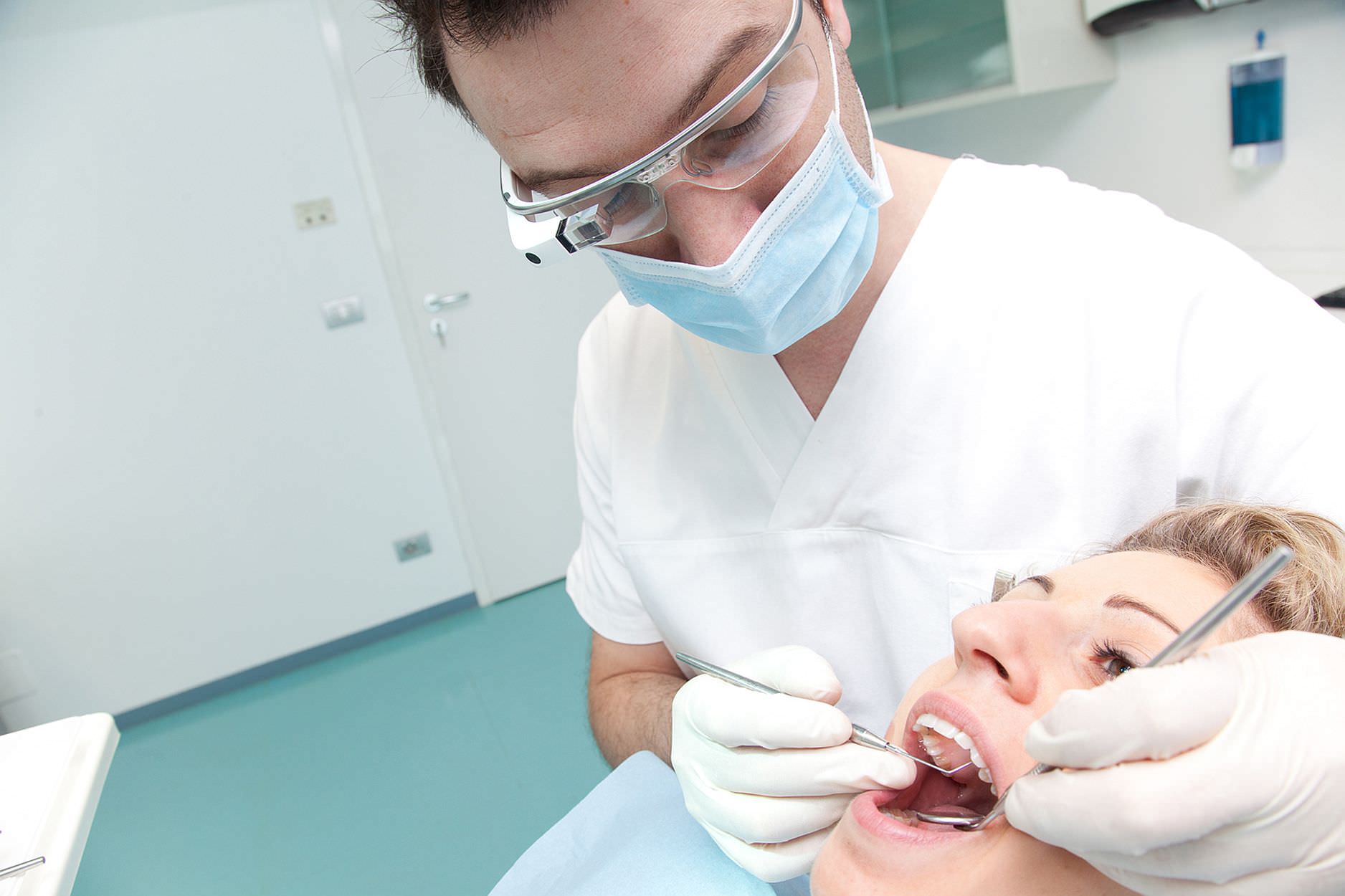 Dentista_Dental Glass_300dpi