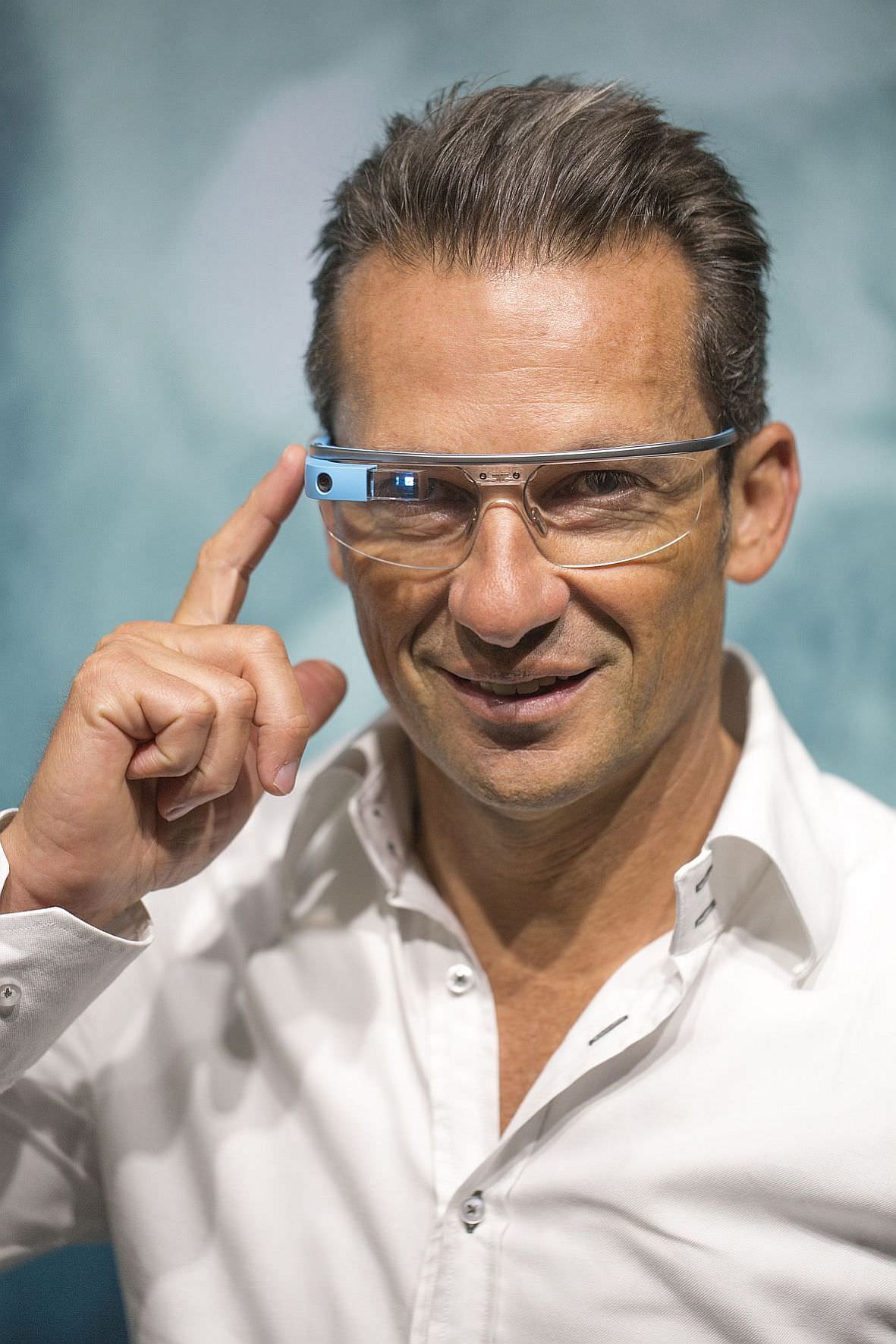 Dental Glass, il primo progetto italiano di ingegnerizzazione dei Google Glass 1