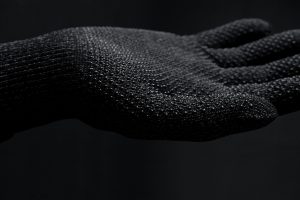 double-layered-touchscreen-gloves-006