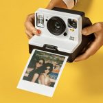 Polaroid Originals riporta alla luce la fotografia analogica istantanea reinventando, in chiave attuale, le sue radici iconiche 2