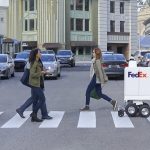 Il futuro delle consegne: FedEx presenta i robot-corrieri 2