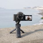 ​Sony presenta la vlog camera ZV-1 e la Handycam® compatta 4K FDR-AX43 3