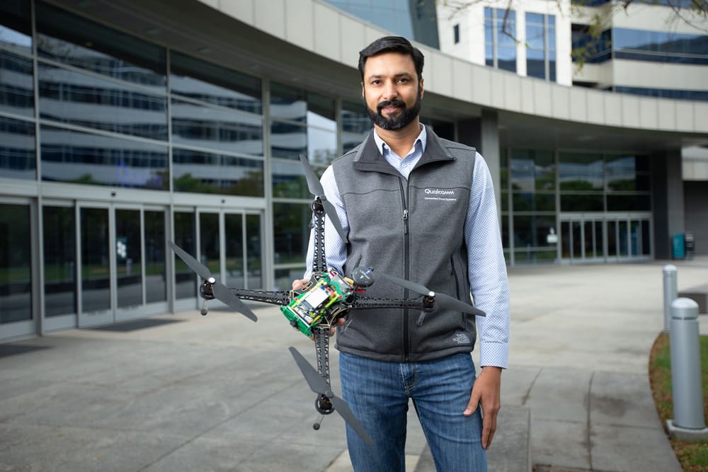 Qualcomm presenta la prima piattaforma al mondo per droni con 5G e AI 1