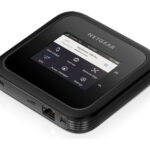 Netgear presenta il primo hotspot mobile 5G al mondo dotato di WiFi 6E 2